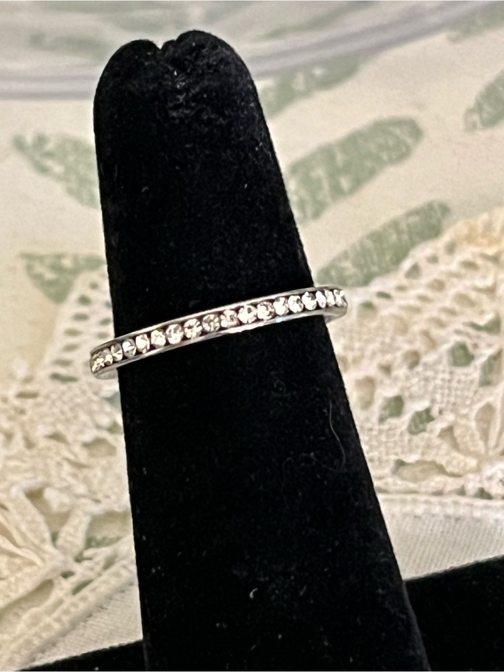 Minimalist Rhinestone Stackable Band Ring Size 6, NWT